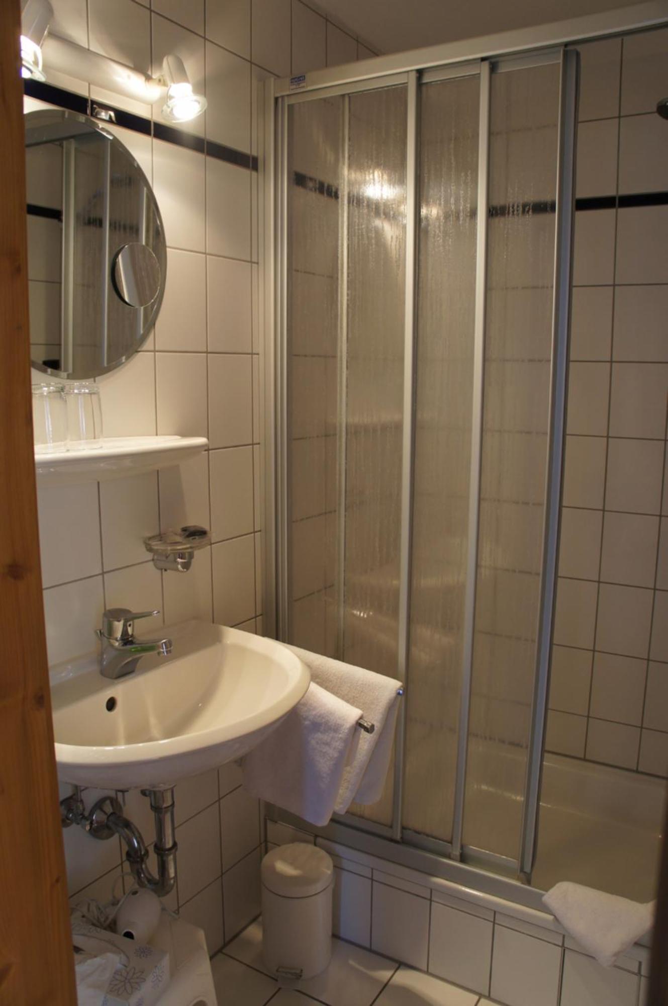 ארלנגן Hotel Schwarzer Adler חדר תמונה